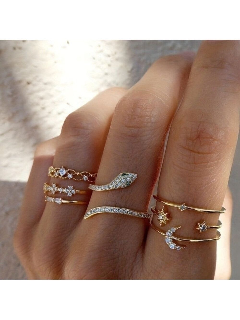 Elegant Snake Gold Women's Layering Ring Set